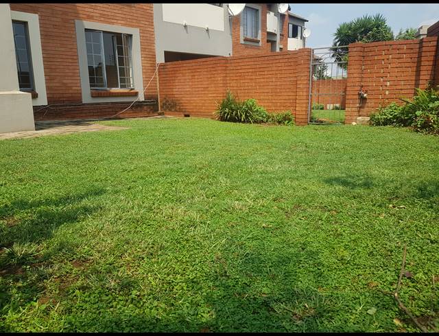 2 BEDROOM APARTMENT TO LET IN DIE HOEWES